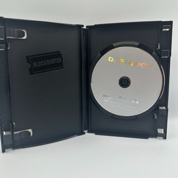 Defiance DVD 2008 Daniel Craig Liev Schreiber Paramount R Region 1 Action Drama - Picture 3 of 3